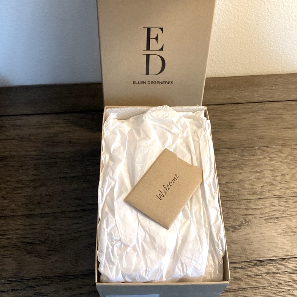 NIB [Ellen Degeneres] EG: 'Love' Langlee Ballet Flats Peony Pink Multiple Sizes! - Picture 8 of 9